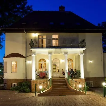 Adria Bed & Breakfast